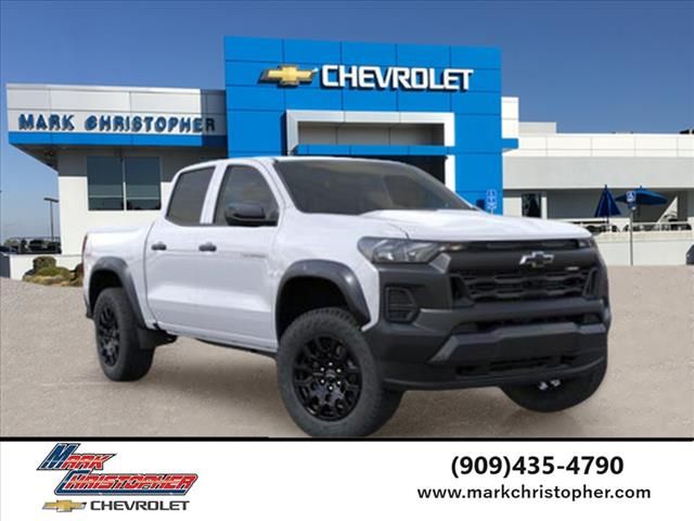 2026 Chevrolet Colorado Trail Boss - Photo 1