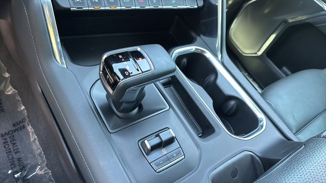 Used 2025 Silver GMC Denali image 30