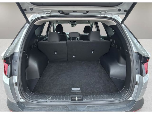Used 2024 Silver Hyundai SEL image 31