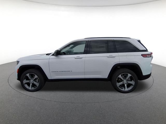 new 2026 Jeep Grand Cherokee car, priced at $42,650