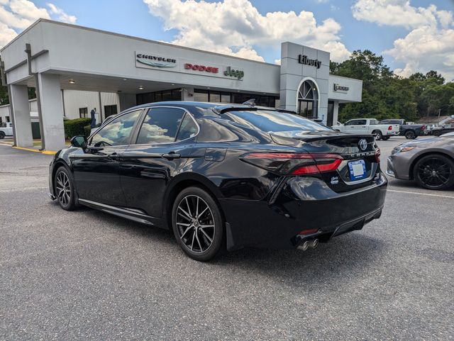2024 Toyota Camry Hybrid SE