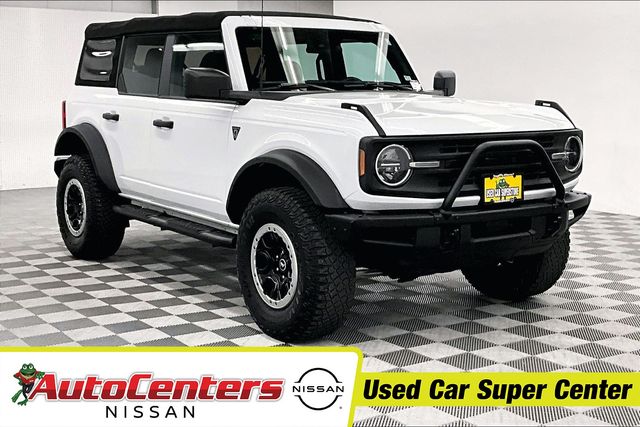 Oxford White 2022 Ford Bronco Advanced 4-Door 4WD SUV / Crossover Four-Wheel Drive 10-Speed Automatic