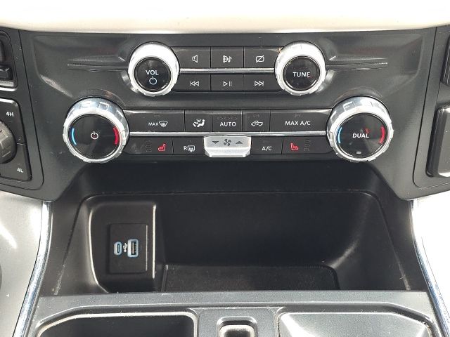 2022 Ford F-150 XLT:C02410C