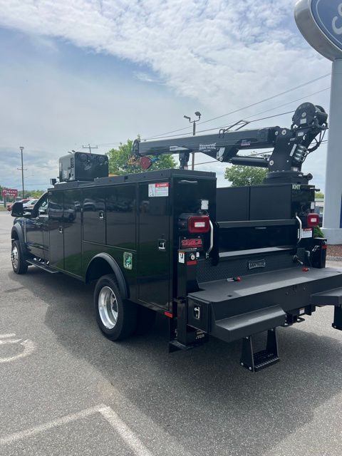 New 2026 Black Ford XLT image 4