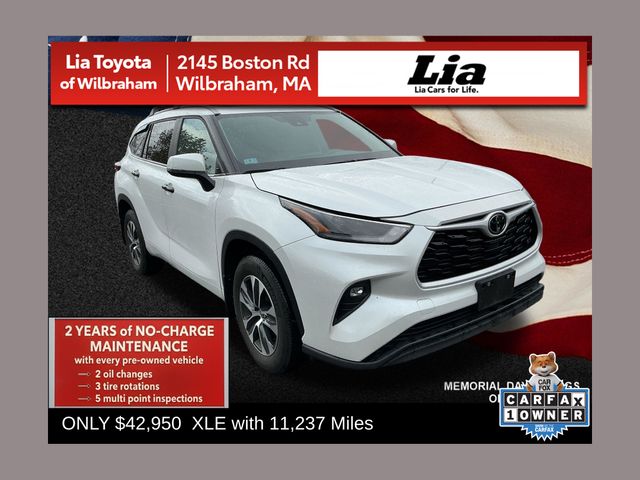 White 2025 Toyota Highlander XLE AWD SUV / Crossover All-Wheel Drive 8-Speed Automatic
