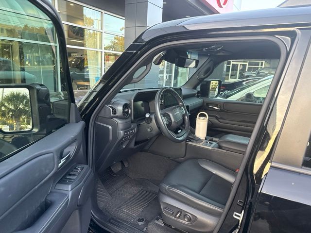 Used 2024 Black Toyota Base image 11