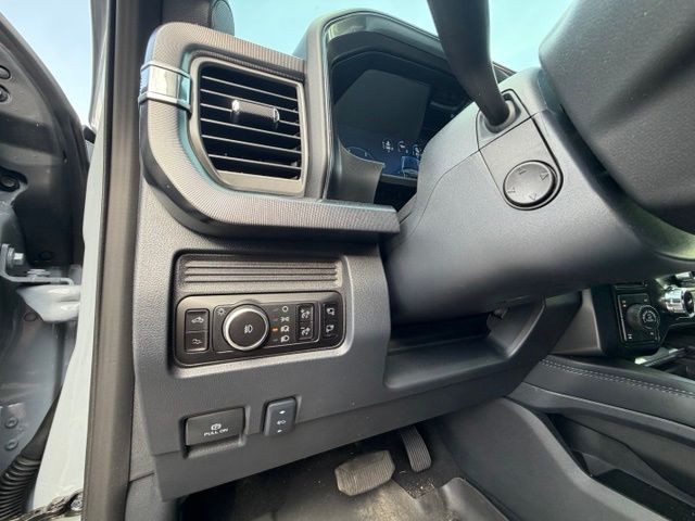 Used 2025 Ford F-250SD Truck