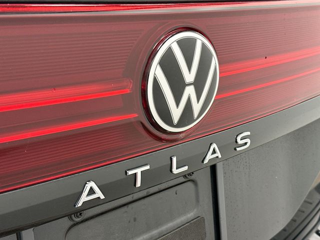 2024 Volkswagen Atlas 2.0T Peak Edition SE w/Technology Black at Subaru and VW of Moon Township