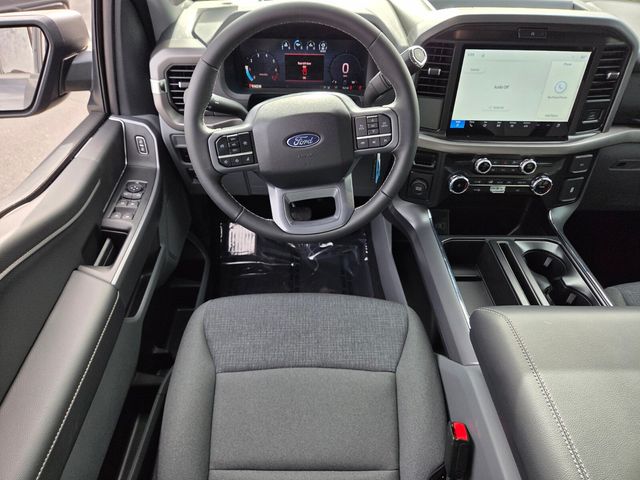 New 2026 Ford F-150 SuperCrew 5.5' Box XLT