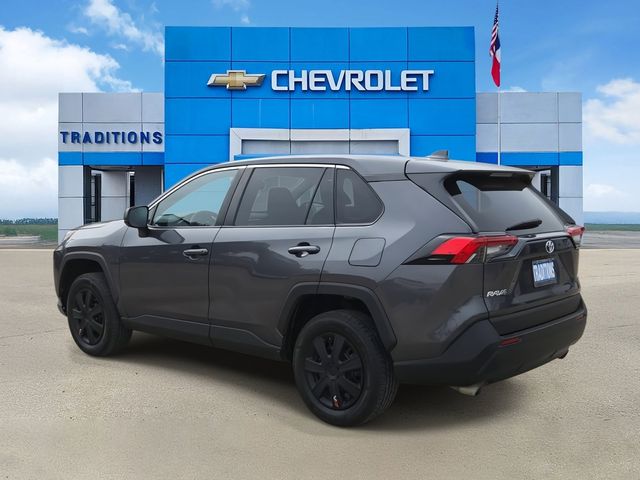 2022 Toyota RAV4 LE - 6