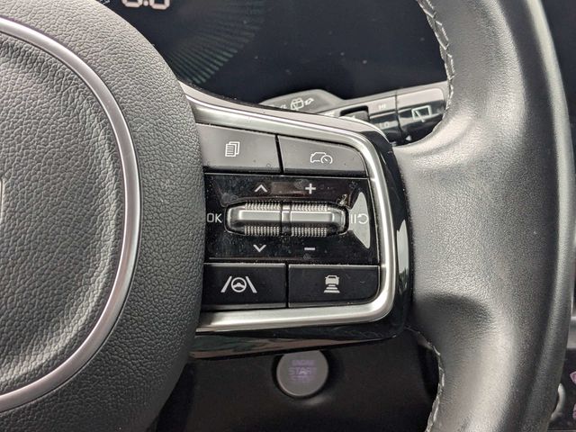 Used 2025 Kia Sorento Hybrid SUV