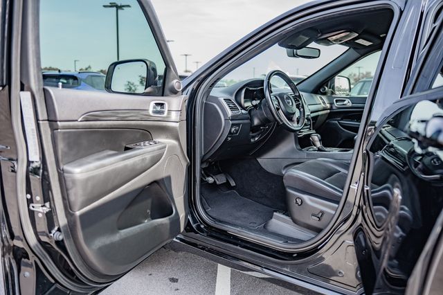 2020 Jeep Grand Cherokee Altitude 16