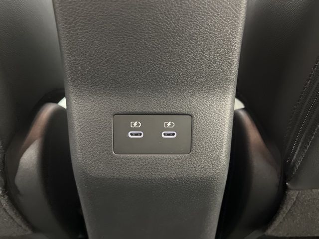 2025 Super Black Nissan Kicks SR FWD SUV
