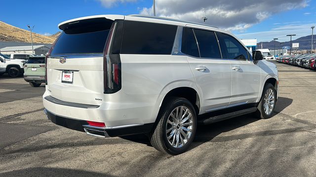 2022 Cadillac Escalade Premium Luxury 3