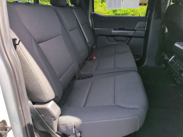 Used 2024 White Ford XLT image 31