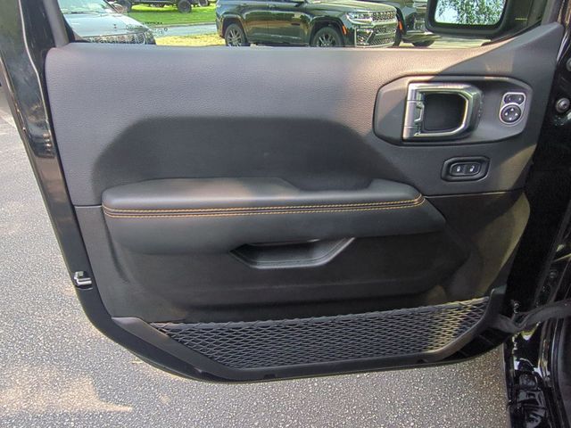 Used 2025 Black Jeep Sahara 4xe image 12