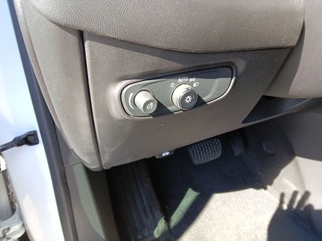 Used 2022 Chevrolet Equinox SUV