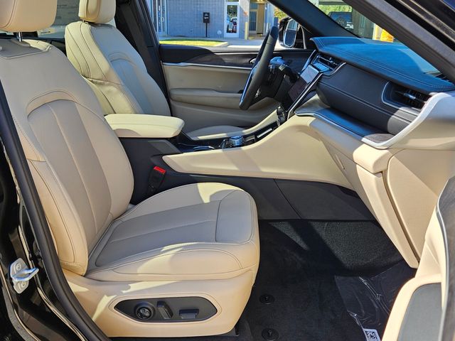 New 2025 Black Jeep Limited image 17