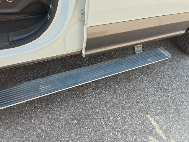 2019 White Platinum Metallic Tri-Coat Ford F-150 King Ranch 4X4 Truck