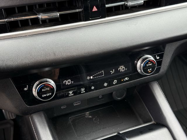 2024 Mitsubishi Outlander SE Black at Emmons Autoplex
