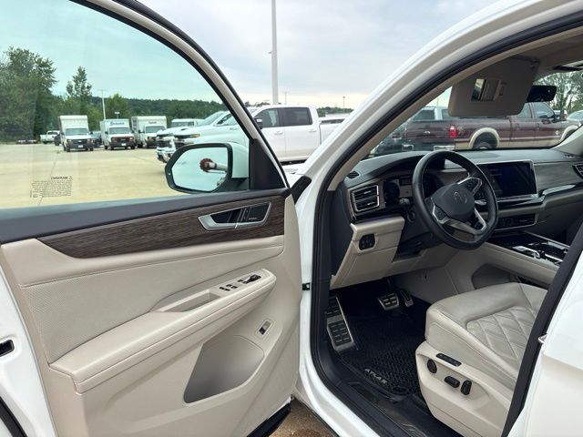 Used 2024 Volkswagen Atlas SUV