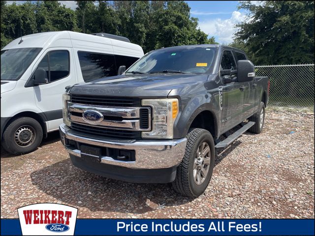  2017 Ford F-250 Super Duty XLT Crew Cab 4WD   