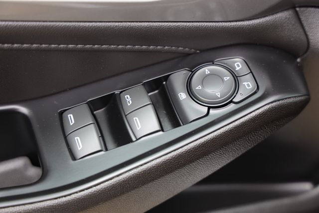 2023 Chevrolet Traverse LT White at Joe Myers Mazda Kia