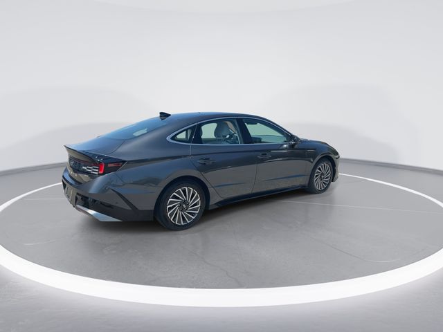 Used 2024 Gray Hyundai Limited image 8