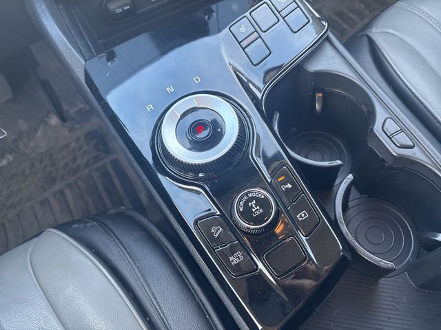 used 2024 Kia Sportage Hybrid car, priced at $25,799