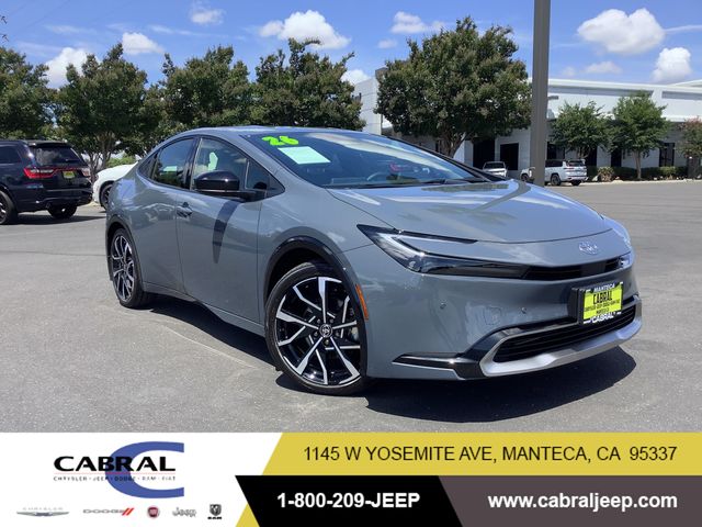 Gray 2026 Toyota Prius Plug-In Hybrid Hatchback Front-Wheel Drive Continuously Variable Transmission