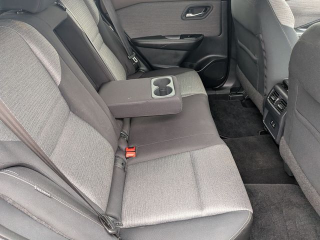 2021 Nissan Rogue - Image 29