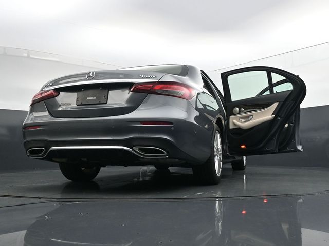 Used 2023  Mercedes-Benz E 350 image 35
