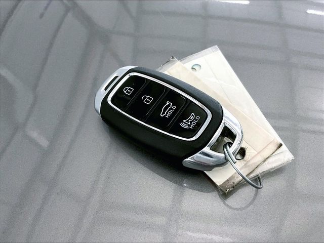 2021 Hyundai Elantra SEL Silver at Phil Fitts Ford