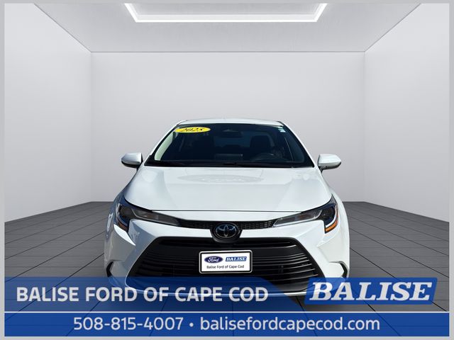 Wind Chill Pearl/Midnight Black Metallic 2025 Toyota Corolla LE FWD Sedan Front-Wheel Drive Continuously Variable Transmission
