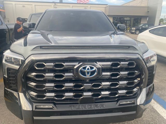 2022 Toyota Tundra Hybrid Platinum 5