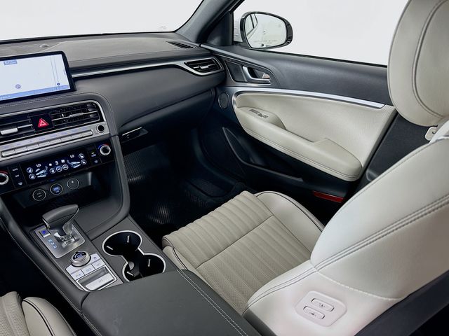 2025 Genesis G70 Sport Advanced 24