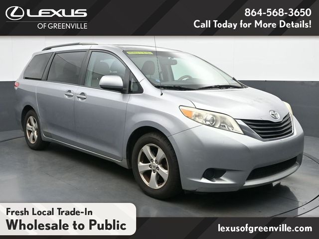 Silver Sky Metallic 2011 Toyota Sienna Minivan Front-Wheel Drive 6-Speed Automatic Overdrive