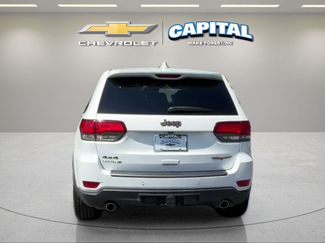 Used 2017 White Jeep Trailhawk image 4