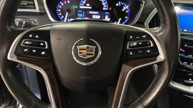Used 2015  Cadillac Luxury image 16