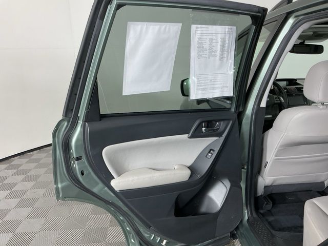 Used 2014 Green Subaru 2.5i Limited image 26