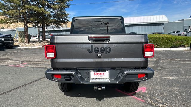 2023 Jeep Gladiator Sport 5