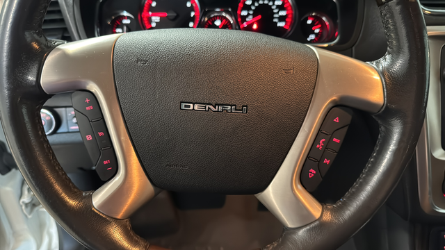 Used 2014 White Diamond Clearcoat GMC Denali image 16