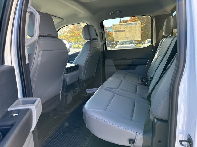 2024 Ford F-350SD XL photo