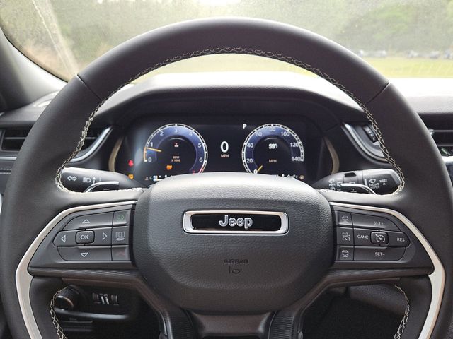 2026 Jeep Grand Cherokee L Laredo 4x2