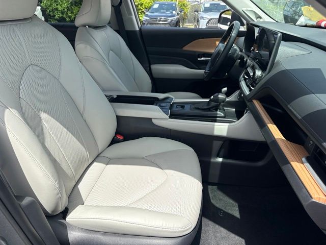2026 Toyota Grand Highlander Limited - Photo 15