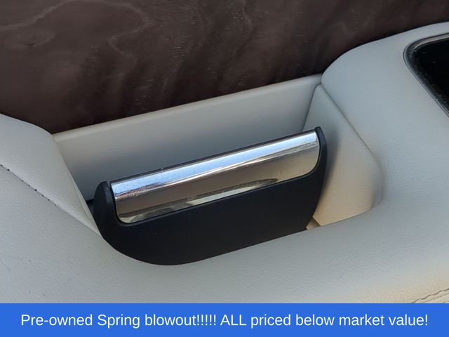 Used 2020 White Lincoln Reserve image 38
