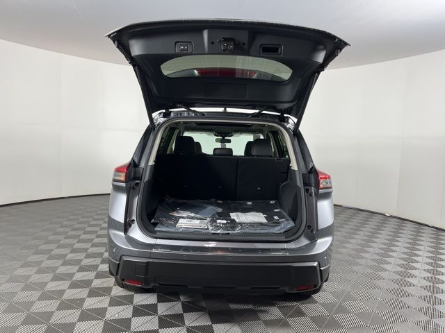 2025 Gun Metallic Nissan Rogue SV FWD SUV