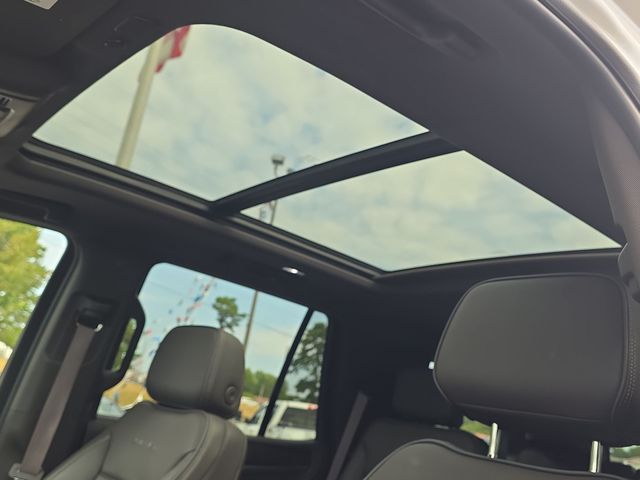 Used 2024 White GMC Denali image 32