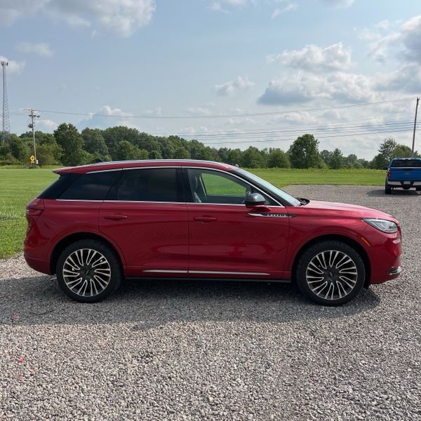 2021 Lincoln Corsair Standard - 9
