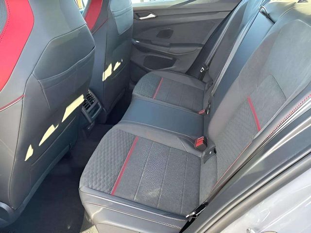 VolkswagenGolf GTI6